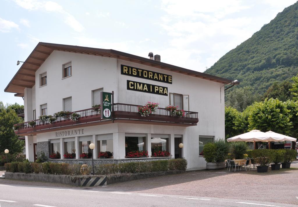 Albergo Ristorante Cima I Pra' Ponte nellʼAlpi Exterior foto
